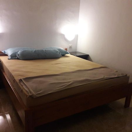 Puji Homestay Mataram Eksteriør billede