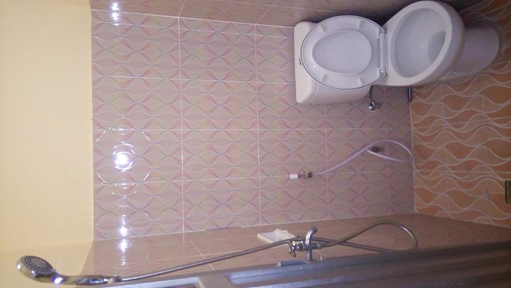 Puji Homestay Mataram Eksteriør billede